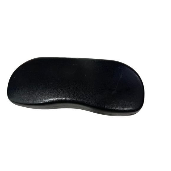 Ray Bans sunglass/eyeglass case, hard shell black with gray suede interior - Picture 3 of 3